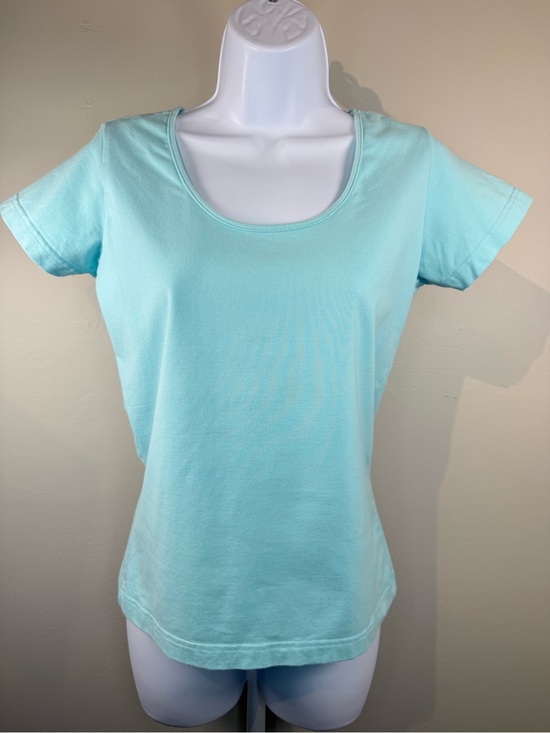 Lilly Pulitzer Tops - Lilly Pulitzer Scoop Neck Tee in Aqua Blue